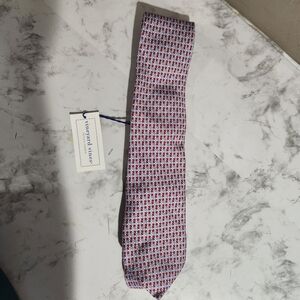 NWT Vineyard Vines Life Saver Flag Life Tie